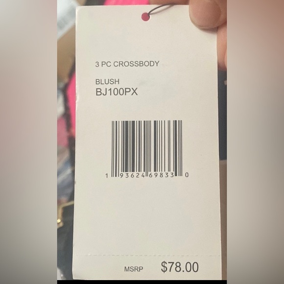 💜 Betsey Johnson Pet 3PcSet CrossbodyBag,Dog CollarTag & Keychain Pouch GiftSet - Picture 8 of 10